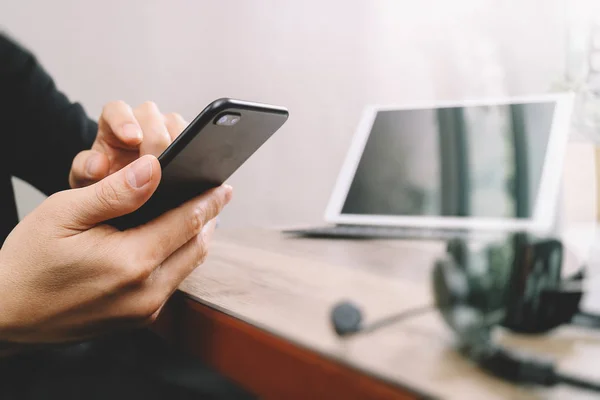 Man holding smartphone